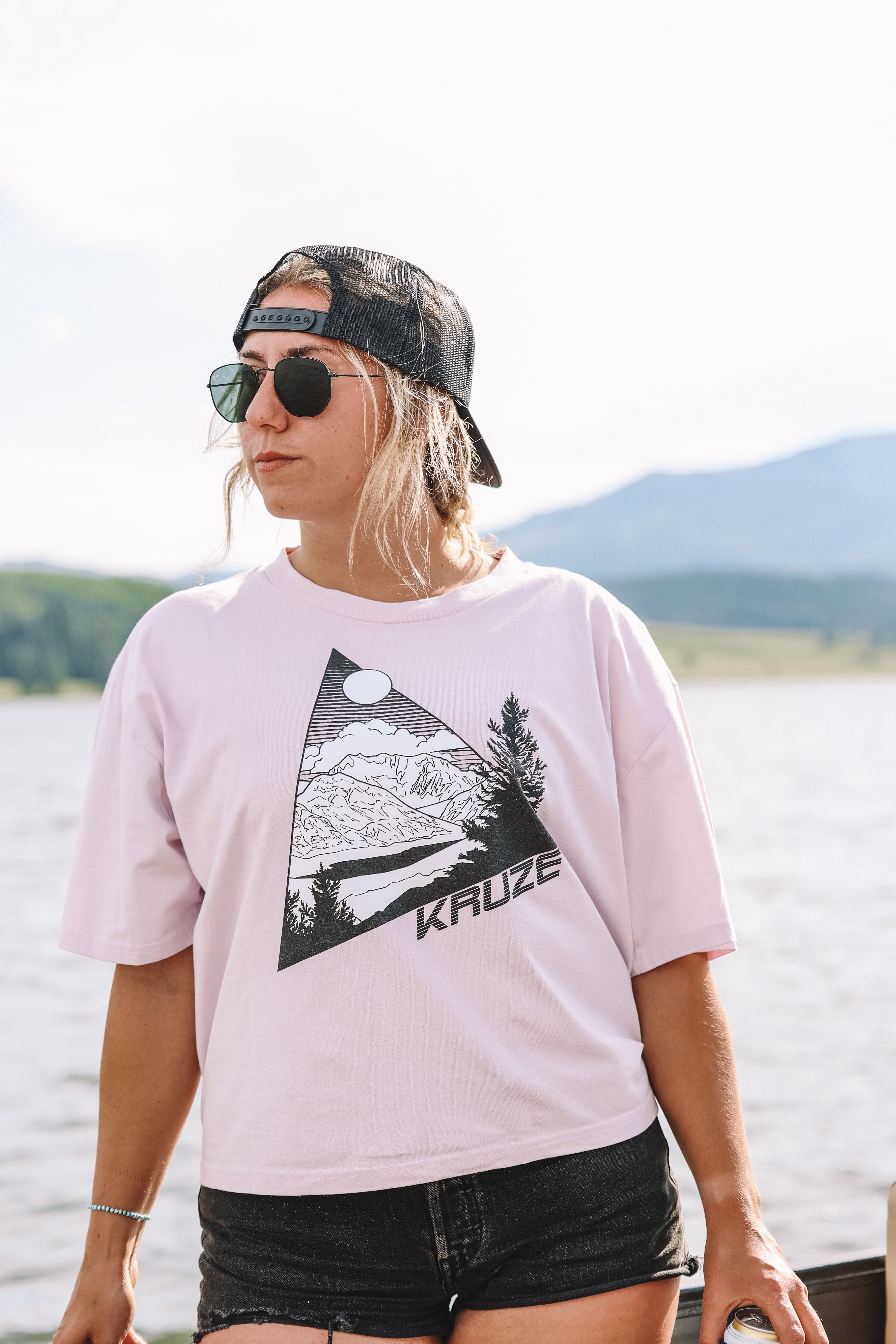 Womens - Vaporwave Tee – MTN Kruze